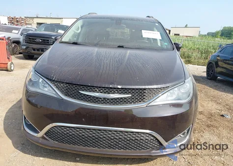 2017 Chrysler Pacifica Touring-L из США, поврежденный, VIN 2C4RC1BG7HR832404